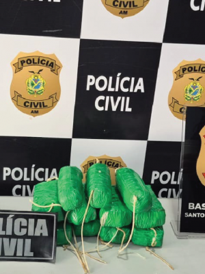 A Polícia Civil do Amazonas (PC-AM), por meio da 53ª Delegacia Interativa de Polícia (DIP) de Santo Antônio do Içá (a 880 quilômetros de Manaus), em conjunto com a Polícia Federal, prendeu uma dupla em flagrante, no último sábado (08), de 27 e 29 anos, por tráfico de drogas. As prisões ocorreram no porto do município.